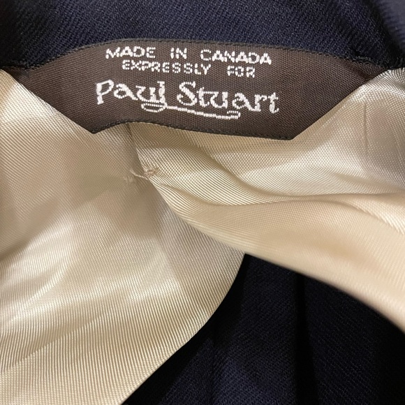 Paul Stuart Navy Blazer - Picture 3 of 5